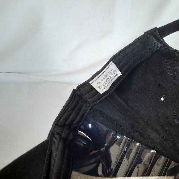 New! Black Pony Tail Hat - Picture 3 of 3